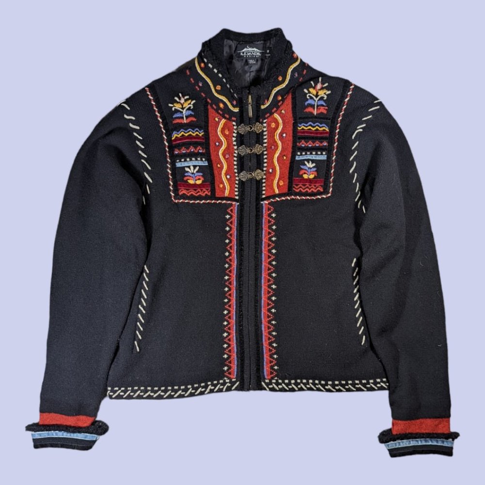 Icelandic Design | Beautiful Women's Embroidered Wool Zip Up Jacket Black Medium